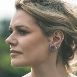 Amethyst Double Flare Concave Stone Plug -Stretch It Body Jewellery amethyst double flare concave stone plug model shot side