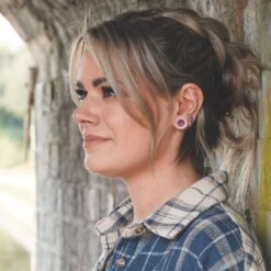 Blossom Pearl Silicone Double Flare Tunnel -Stretch It Body Jewellery blossom pearl silicone double flare tunnel model shot