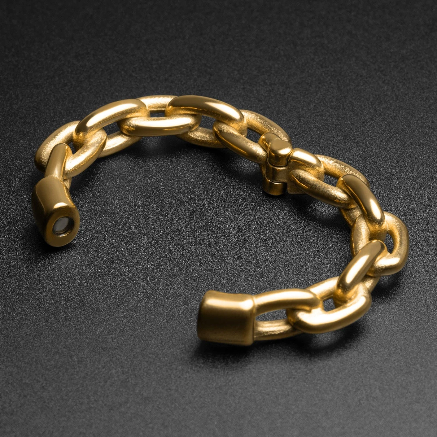 Cable Chain Hoop Gold PVD Magnetic Ear Weight 4 Cable Chain Hoop Gold PVD Magnetic Ear Weight - Image 2