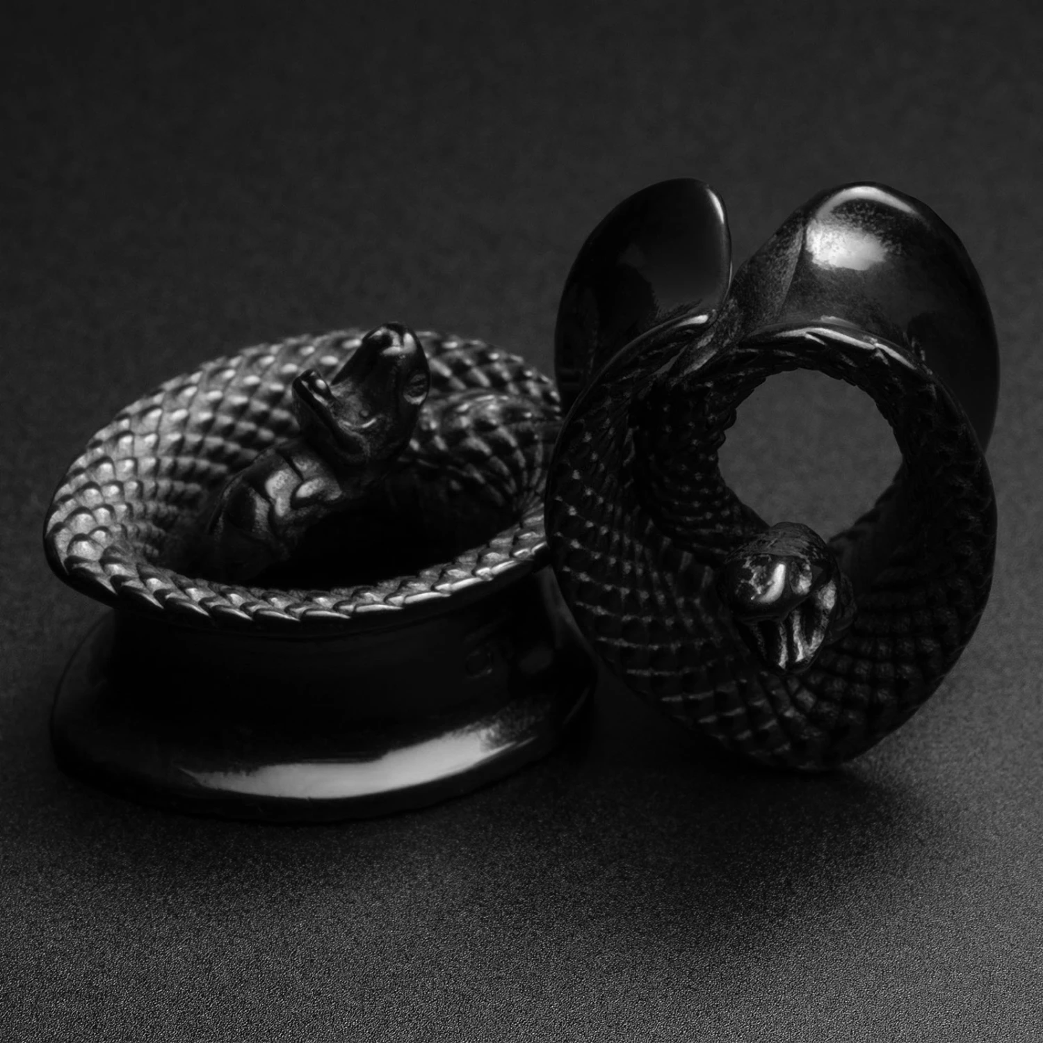 Coiled Snake Black PVD Teardrop Saddle Ear Weight 3 Coiled Snake Black PVD Teardrop Saddle Ear Weight