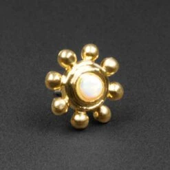 Dot Flower Synth White Opal 18k Gold Plated Threadless Top