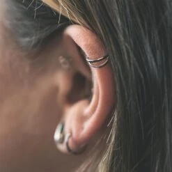 Double Faceted Hoop Titanium Hinged Segment Ring 7 Double Faceted Hoop Titanium Hinged Segment Ring -Stretch It Body Jewellery double faceted hoop titanium hinged segment ring mmodel shot side shot