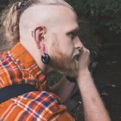 Engraved Geometric Black PVD Magnetic Ear Weight -Stretch It Body Jewellery engraved geometric black pvd magnetic ear weight model shot