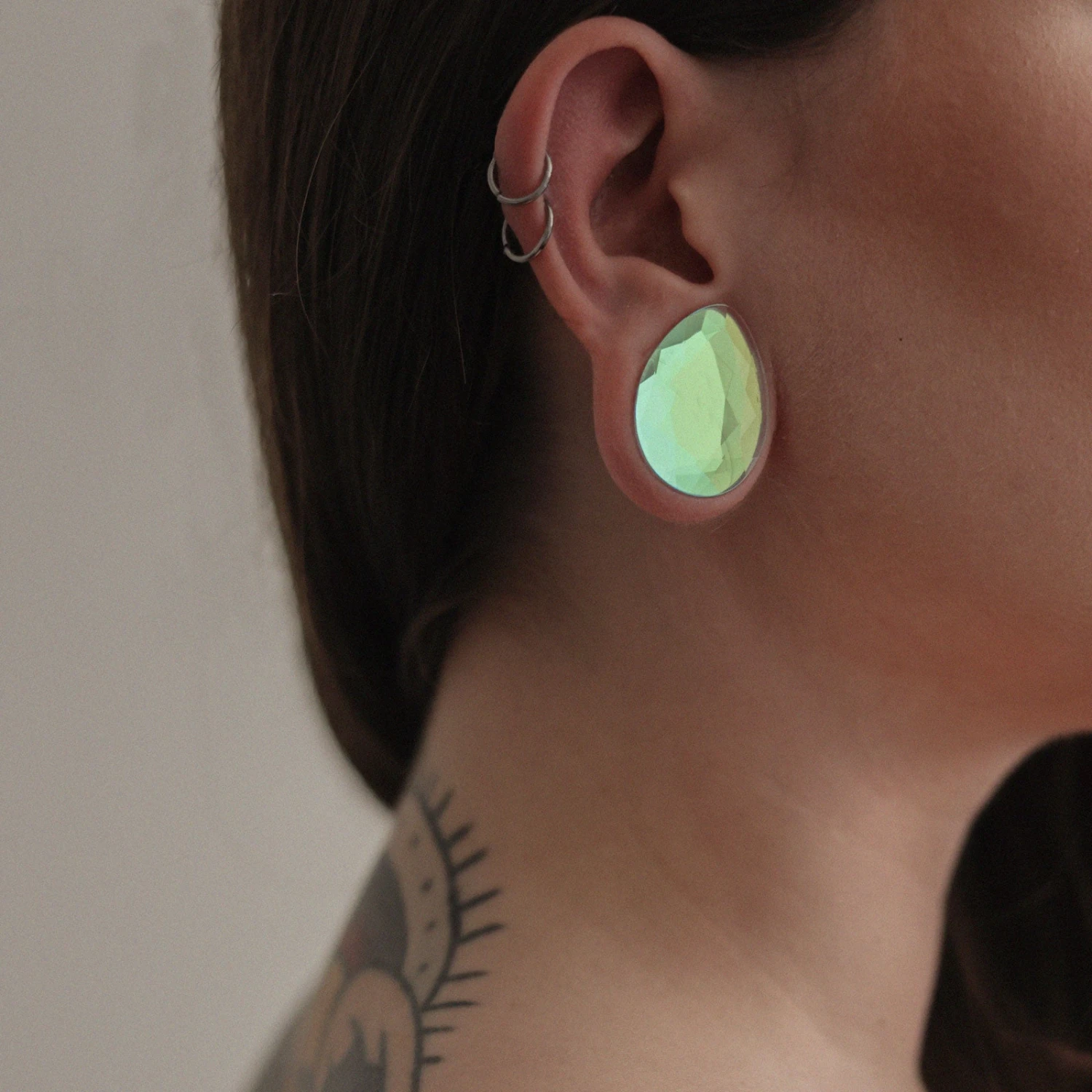 Faceted Aurora Glass Double Flare Teardrop Plug 5 Faceted Aurora Glass Double Flare Teardrop Plug - Image 3