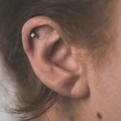 Flash Lavender Front Facing Synth Opal Titanium Threadless Top -Stretch It Body Jewellery flash lavender front facing synth opal titanium threadless top model shot