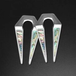 Geometric Keyhole Shell & Surgical Steel Ear Weight