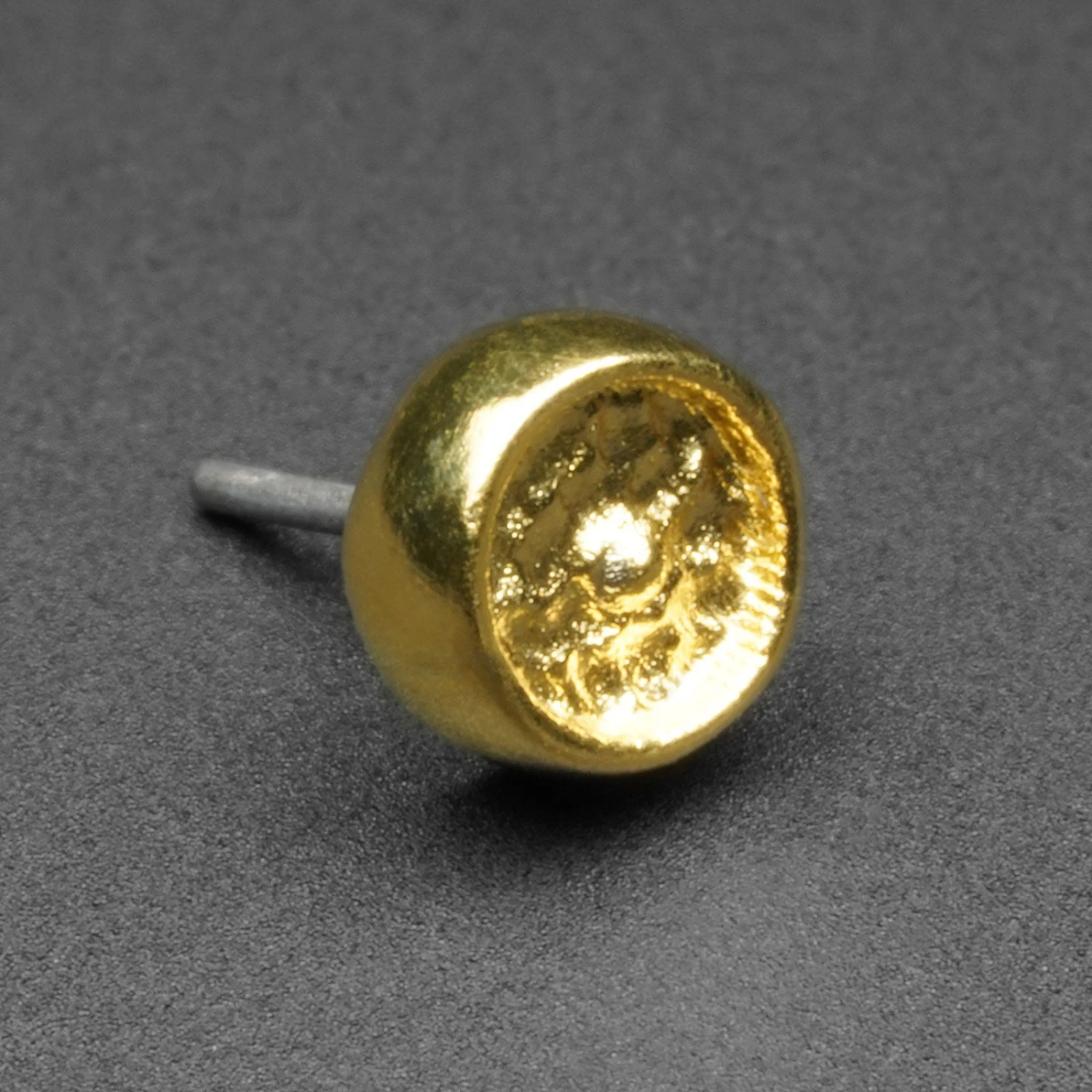 Hammered Disc 18k Gold Plated Threadless Top 3 Hammered Disc 18k Gold Plated Threadless Top