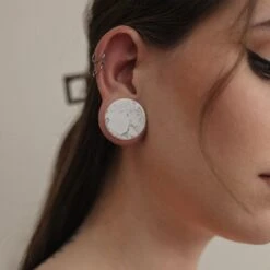 Howlite Double Flare Stone Plug -Stretch It Body Jewellery howlite double flare stone plug model shot close up