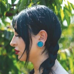 Moss Glass Double Flare Plug -Stretch It Body Jewellery moss agate double flare stone plug model shot darcy 1