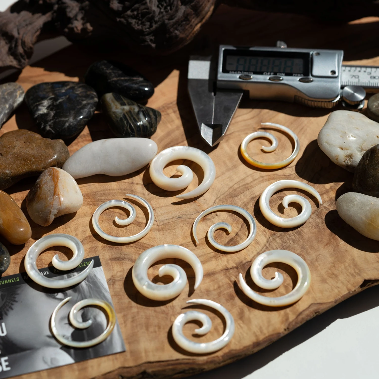 Mother Of Pearl Spiral 4 Mother Of Pearl Spiral - Image 2