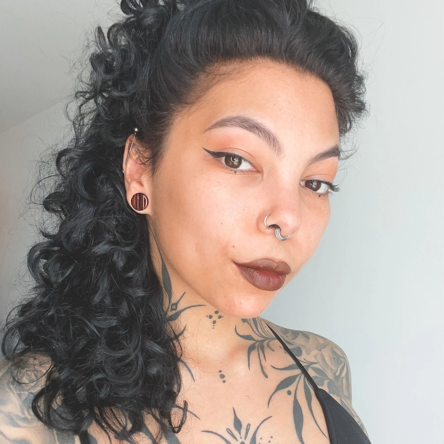 Red Tiger's Eye Double Flare Stone Plug 4 Red Tiger's Eye Double Flare Stone Plug - Image 2