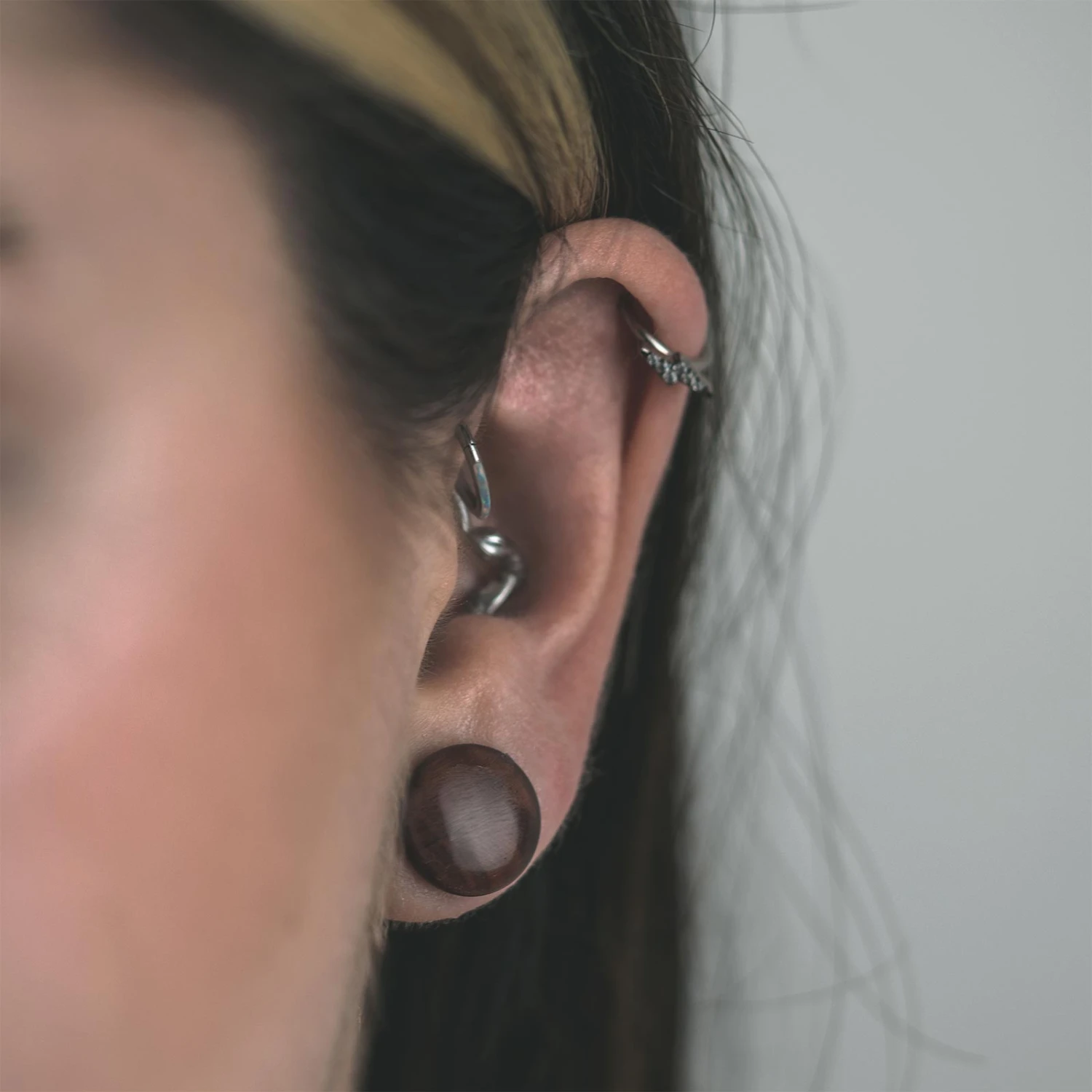 Red Tiger's Eye Single Flare Convex Stone Plug 4 Red Tiger's Eye Single Flare Convex Stone Plug - Image 2