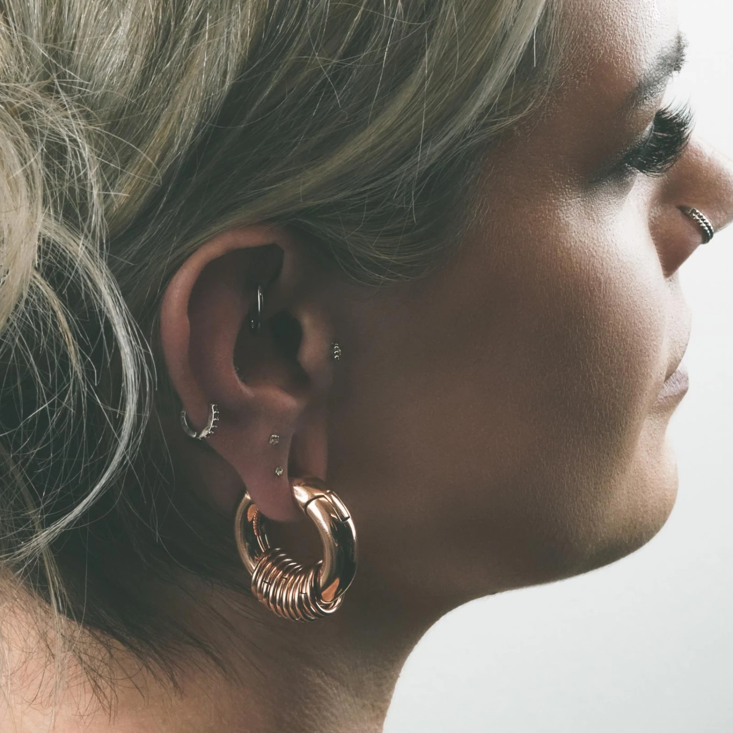 Rose Gold PVD Magnetic Multi Hoop Ear Weight 4 Rose Gold PVD Magnetic Multi Hoop Ear Weight - Image 2