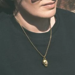 Skull Brass Pendant With 18k Gold Box Chain -Stretch It Body Jewellery skull brass pendant with 18k gold box chain model shot