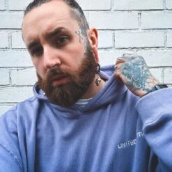 Skull Hanger Surgical Steel Magnetic Ear Weight -Stretch It Body Jewellery skull hanger surgical steel magnetic ear weight model shot