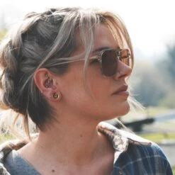 Snake Gold PVD Saddle Plug Ear Weight 8 Snake Gold PVD Saddle Plug Ear Weight -Stretch It Body Jewellery snake gold pvd saddle plug ear weight model shot