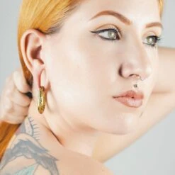 Snake Skin Gold PVD Magnetic Ear Weight -Stretch It Body Jewellery snake skin gold pvd magnetic ear weight model shot close up a2cc9c9f 9c59 41fe bda4 65706087aba4