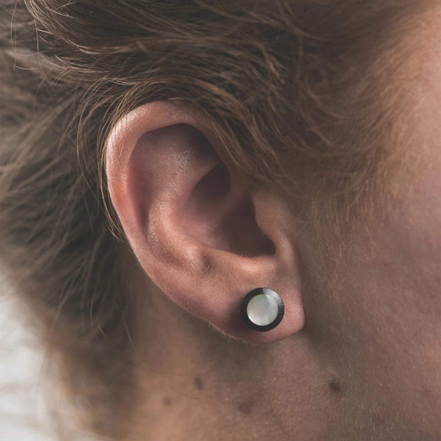 Sono Wood Fake Gauge Plug With MOP Inlay 4 Sono Wood Fake Gauge Plug With MOP Inlay - Image 2