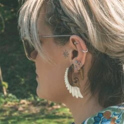 Sono Wood & MOP Angel Wing -Stretch It Body Jewellery sono wood mop angel wing model shot close up