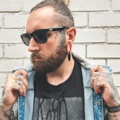 Spear Drop Black PVD Magnetic Ear Weight -Stretch It Body Jewellery spear drop black pvd magnetic ear weight model shot side