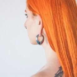 Spear Drop Surgical Steel Magnetic Ear Weight 8 Spear Drop Surgical Steel Magnetic Ear Weight -Stretch It Body Jewellery spear drop surgical steel magnetic ear weight model shot