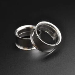 Surgical Steel Double Flare Screw Fit Tunnel (Internally Threaded)