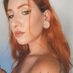 Tamarind Wood Double Flare Concave Plug 13 Tamarind Wood Double Flare Concave Plug -Stretch It Body Jewellery tamarind wood double flare concave plug model shot