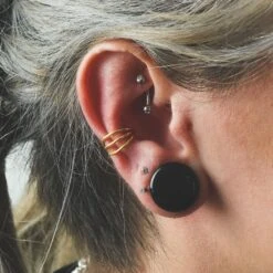 Triple Hoop Gold PVD Titanium Hinged Segment Ring -Stretch It Body Jewellery triple hoop gold pvd titanium hinged segment ring model shot